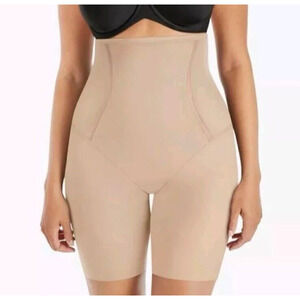 New Maidenform High Waist Thigh Slimmer Firm Shapes Wear Size Medium DM5001